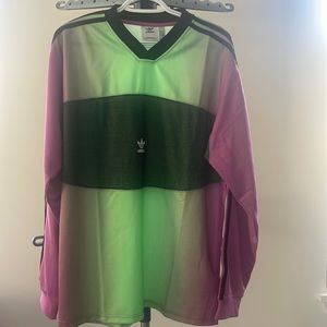 Adidas medium jersey